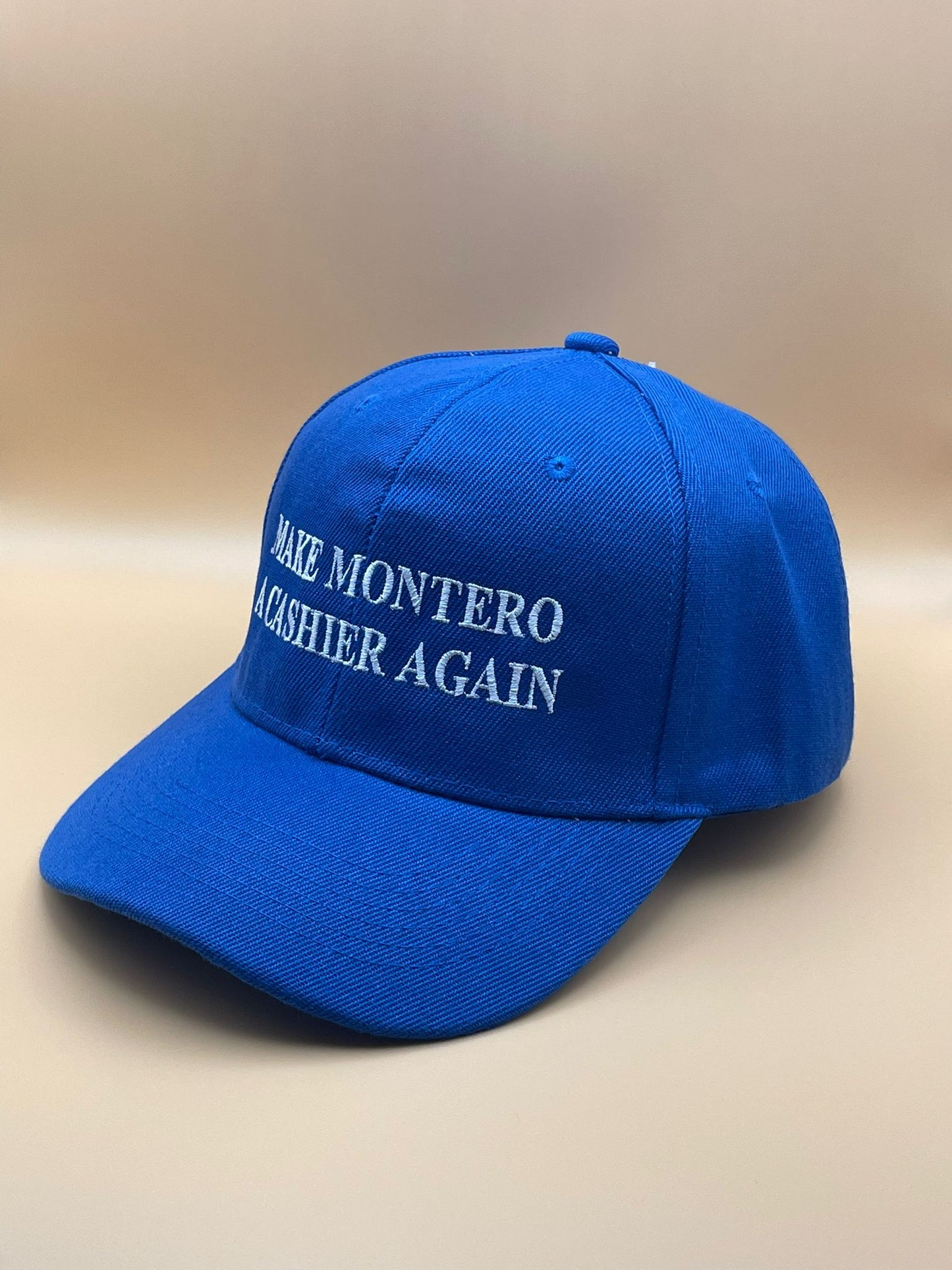 Gorra Make Montero a Cashier Again