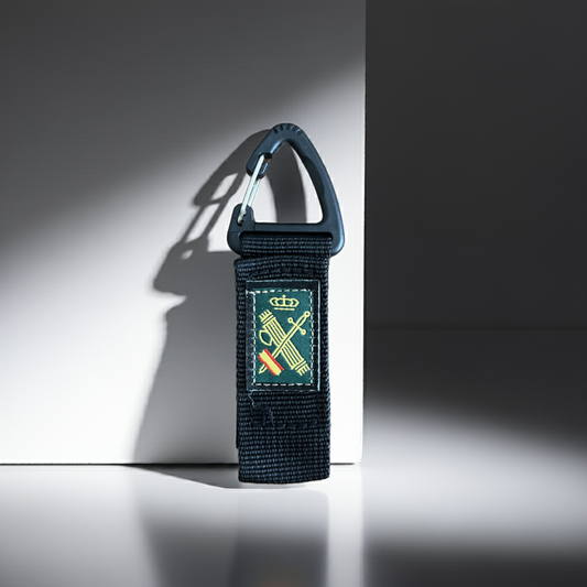 Llavero Guardia Civil con Velcro y Mosquetón – Edición Cayetanos