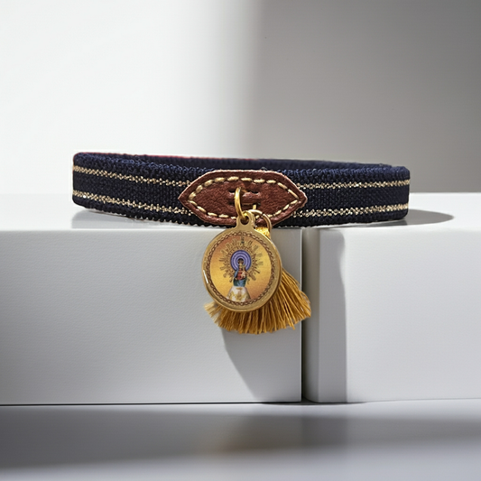 Pulsera Virgen del Pilar Cayetanos – Medalla dorada y borla